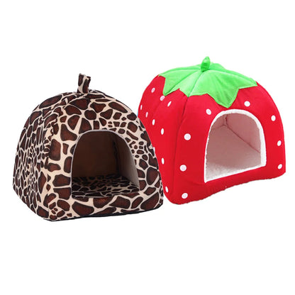 Cozy Kennel Strawberry Pet Bed – A Snug Retreat for Your Furry Friend