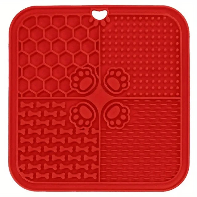 Silicone Licking Pad for Pets – Fun, Relaxation, and Healthy Treats for Dogs & Cats